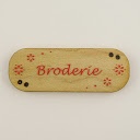 boutons bois au ptit bonheur - la cigogne qui brode