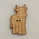 bouton bois au ptit bonheur - la cigogne qui brode