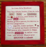 le voeu de la brodeuse point de croix la cigogne qui brode